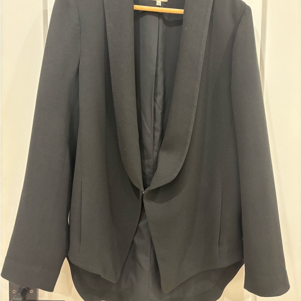 Wilfred Black Blazer with Shawl Collar